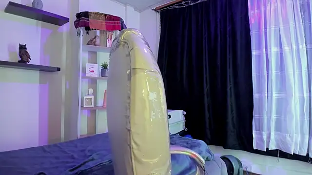 Snapshot of Miniadelf chatting on March 2026 08:58:02 PM Miniadelf online show from March 2026 08:58:02 PM