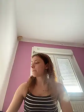 SofieKayla online show from April 2026 02:11:01 PM