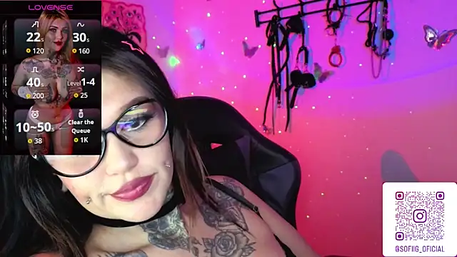 Snapshot of Zoeee_001 chatting on March 2026 10:27:02 PM Zoeee 001 online show from March 2026 10:27:02 PM