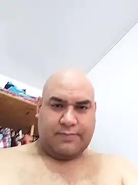 wessAndSandri online show from April 2026 07:50:02 PM