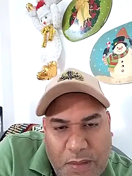 wessAndSandri online show from April 2026 07:59:01 PM