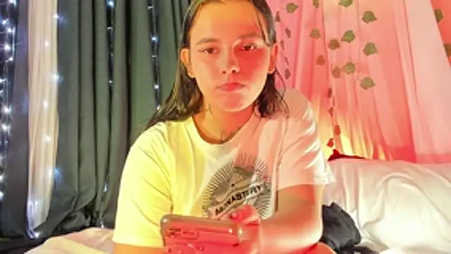 STAR SUZUME online show from February 2026 12:32:01 AM