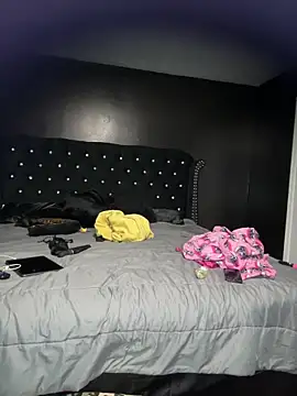 tipheragain online show from April 2026 04:19:01 AM