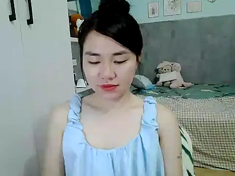 Snapshot of Amy8386 chatting on April 2026 03:44:02 AM Amy8386 online show from April 2026 03:44:02 AM