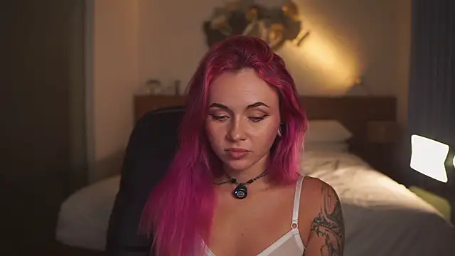 Snapshot of Sarah_Pink chatting on March 2026 01:59:02 PM Sarah Pink online show from March 2026 01:59:02 PM