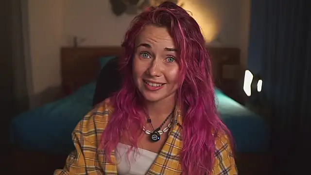 Snapshot of Sarah_Pink chatting on March 2026 02:01:02 PM Sarah Pink online show from March 2026 02:01:02 PM