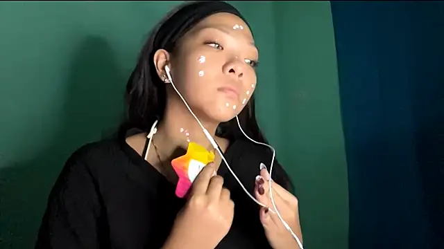 TerisaYellow online show from February 2026 01:07:01 PM