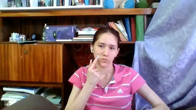 NickiKisinger online show from April 2026 05:15:01 AM