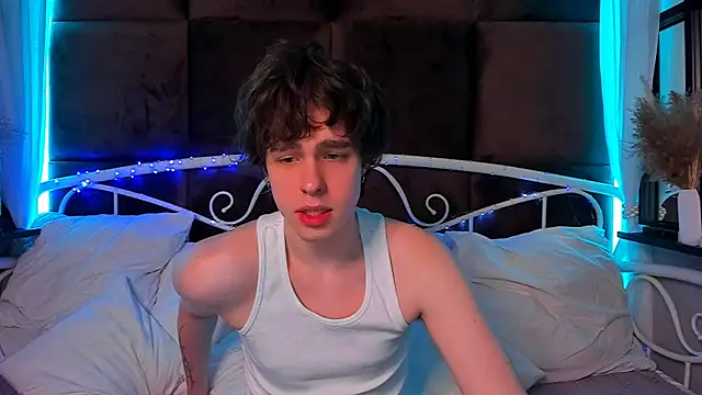 Snapshot of Keith_Erickson chatting on April 2026 07:07:01 AM Keith Erickson online show from April 2026 07:07:01 AM