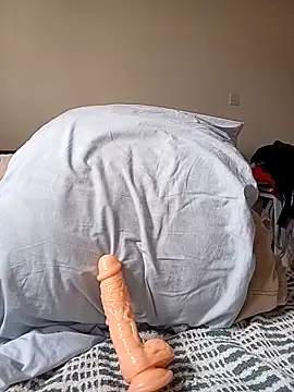 Snapshot of AFRICANQUEEN25 chatting on March 2026 06:47:02 AM AFRICANQUEEN25 online show from March 2026 06:47:02 AM