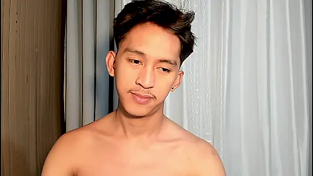  andrie69  online show from April 2026 07:03:01 AM