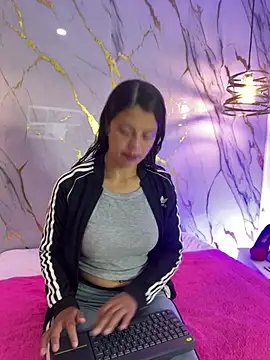 Snapshot of miarouse88 chatting on February 2026 11:50:01 AM miarouse88 online show from February 2026 11:50:01 AM