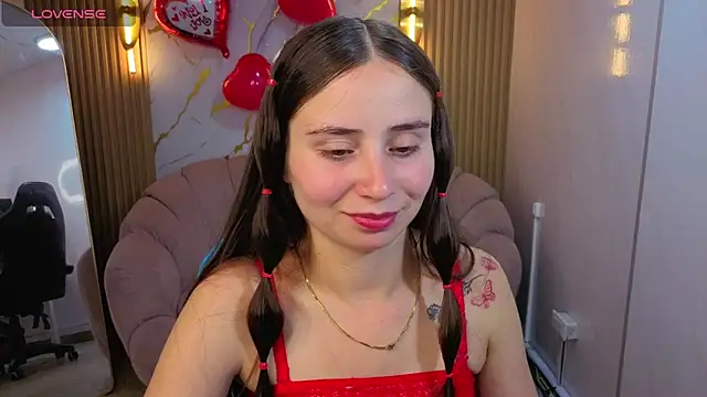 Ariana18 b online show from February 2026 12:44:02 PM