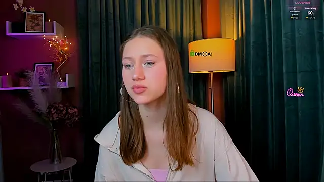 arianaa cat online show from June 2026 06:47:01 PM