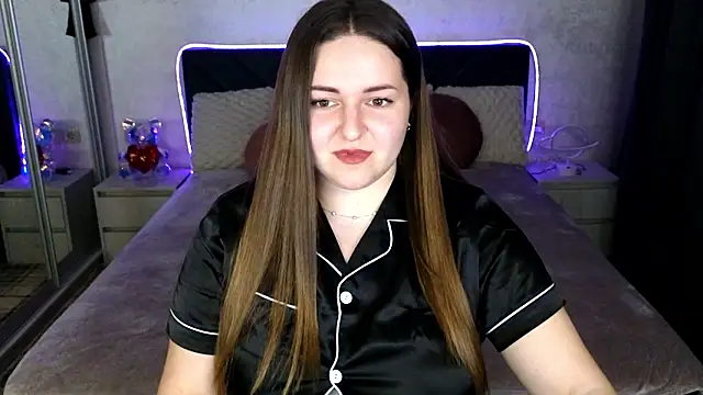 Snapshot of Eva_Luxx chatting on March 2026 11:04:02 PM Eva Luxx online show from March 2026 11:04:02 PM