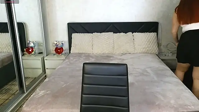 Snapshot of Eva_Luxx chatting on May 2026 01:26:02 PM Eva Luxx online show from May 2026 01:26:02 PM