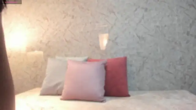 Snapshot of LessLee1 chatting on April 2026 12:09:02 PM LessLee1 online show from April 2026 12:09:02 PM