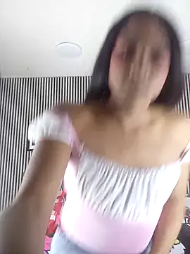 Snapshot of Sophia_Valentina chatting on February 2026 01:05:02 PM Sophia Valentina online show from February 2026 01:05:02 PM