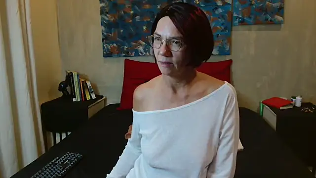 AyvaCarter online show from March 2026 08:24:02 PM