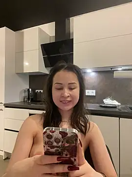 Snapshot of Just-Lilly chatting on July 2026 05:12:02 PM Just-Lilly online show from July 2026 05:12:02 PM