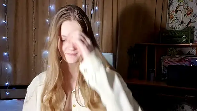 Snapshot of TaliaBerks chatting on February 2026 01:21:02 PM TaliaBerks online show from February 2026 01:21:02 PM