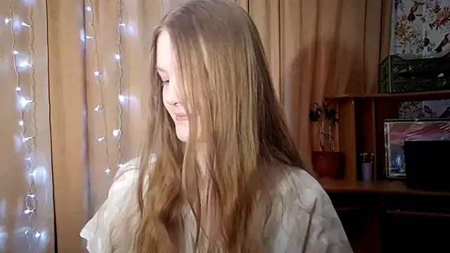 Snapshot of TaliaBerks chatting on February 2026 12:19:01 PM TaliaBerks online show from February 2026 12:19:01 PM