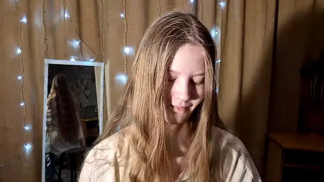 Snapshot of TaliaBerks chatting on February 2026 01:26:02 PM TaliaBerks online show from February 2026 01:26:02 PM