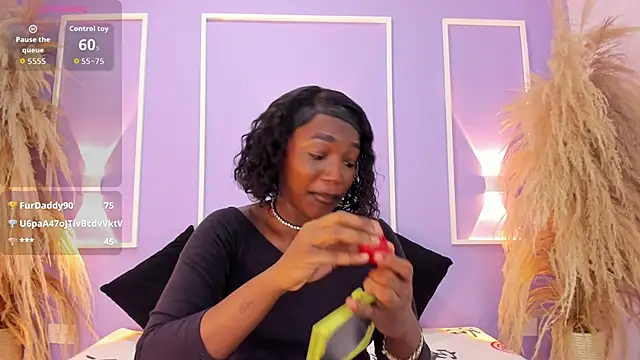 Nalathompson online show from February 2026 01:07:02 AM