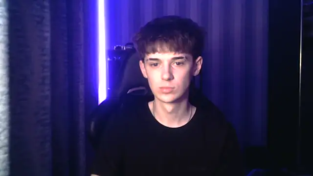 Snapshot of Sweet_Dude chatting on March 2026 04:12:02 PM Sweet Dude online show from March 2026 04:12:02 PM