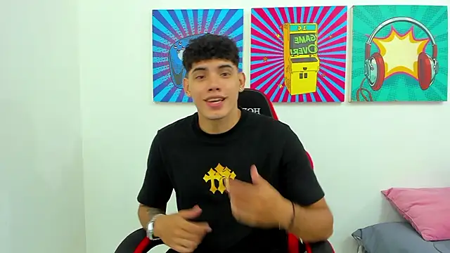 Snapshot of justin_payn14 chatting on March 2026 02:12:02 PM justin payn14 online show from March 2026 02:12:02 PM