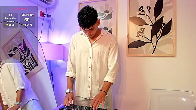 Snapshot of justin_payn14 chatting on March 2026 02:03:02 PM justin payn14 online show from March 2026 02:03:02 PM