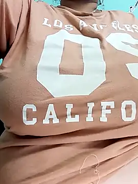 Snapshot of BustySexy_Nataly chatting on March 2026 01:51:02 PM BustySexy Nataly online show from March 2026 01:51:02 PM