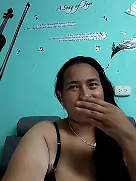 Snapshot of BustySexy_Nataly chatting on March 2026 04:20:01 AM BustySexy Nataly online show from March 2026 04:20:01 AM