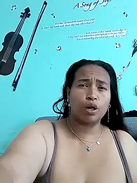 Snapshot of BustySexy_Nataly chatting on April 2026 07:33:01 PM BustySexy Nataly online show from April 2026 07:33:01 PM