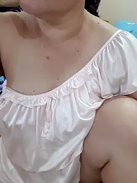 Snapshot of Yummyamasha chatting on July 2026 03:10:01 AM Yummyamasha online show from July 2026 03:10:01 AM