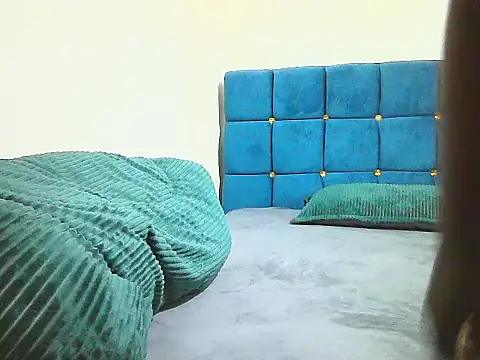 Lebo2004 online show from March 2026 08:06:01 AM