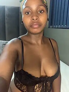 SexyLaylahx online show from February 2026 01:32:01 AM