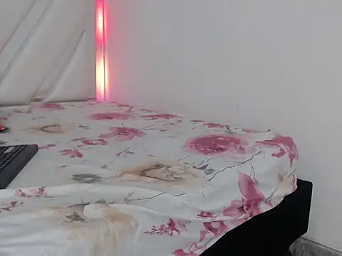 Snapshot of DayanaTastty chatting on February 2026 12:35:01 PM DayanaTastty online show from February 2026 12:35:01 PM