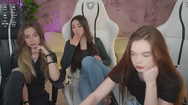 Snapshot of Zlata_Sky chatting on February 2025 03:42:01 PM Zlata Sky online show from February 2025 03:42:01 PM