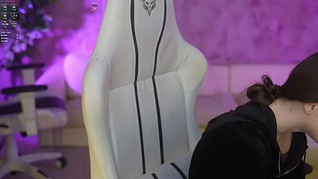 Snapshot of Zlata_Sky chatting on March 2025 09:37:01 PM Zlata Sky online show from March 2025 09:37:01 PM