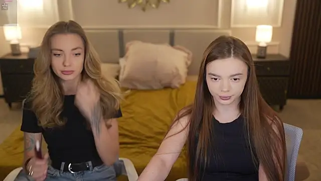 Snapshot of Zlata_Sky chatting on September 2025 02:43:02 PM Zlata Sky online show from September 2025 02:43:02 PM