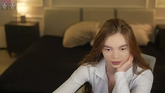 Snapshot of Zlata_Sky chatting on October 2025 04:07:02 PM Zlata Sky online show from October 2025 04:07:02 PM