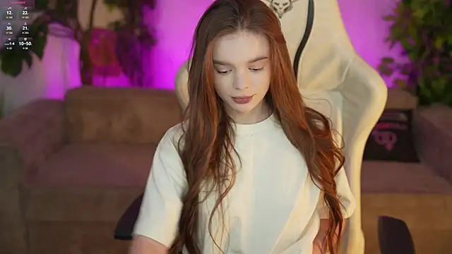 Snapshot of Zlata_Sky chatting on October 2025 09:21:02 PM Zlata Sky online show from October 2025 09:21:02 PM