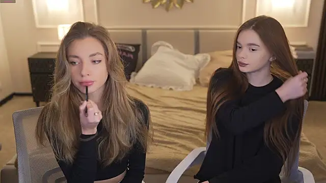 Snapshot of Zlata_Sky chatting on November 2025 07:48:02 PM Zlata Sky online show from November 2025 07:48:02 PM