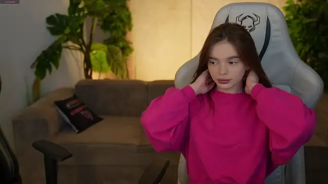 Snapshot of Zlata_Sky chatting on November 2025 11:30:01 AM Zlata Sky online show from November 2025 11:30:01 AM