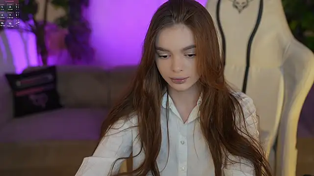 Snapshot of Zlata_Sky chatting on November 2025 07:21:01 PM Zlata Sky online show from November 2025 07:21:01 PM