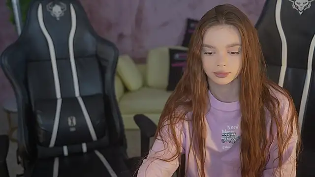 Snapshot of Zlata_Sky chatting on November 2025 03:45:01 PM Zlata Sky online show from November 2025 03:45:01 PM