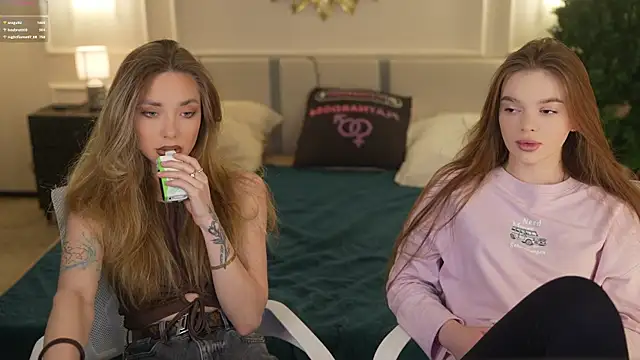 Snapshot of Zlata_Sky chatting on January 2026 04:00:02 PM Zlata Sky online show from January 2026 04:00:02 PM