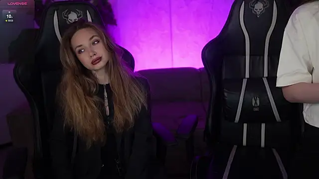 Snapshot of Zlata_Sky chatting on February 2026 03:43:01 PM Zlata Sky online show from February 2026 03:43:01 PM