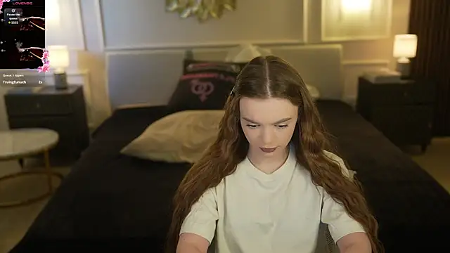 Snapshot of Zlata_Sky chatting on April 2026 02:43:01 PM Zlata Sky online show from April 2026 02:43:01 PM